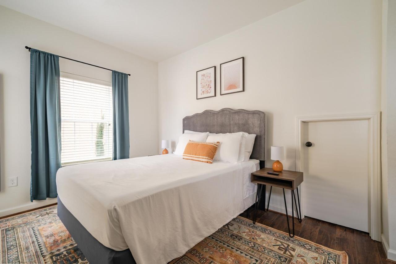 Unit 1 - Spacious & Renovated Apt Home In The City'S Action Houston Eksteriør billede